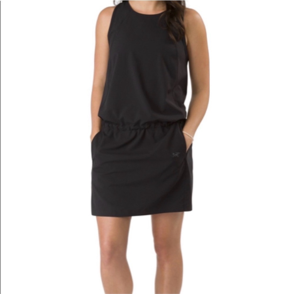 Arc'teryx Contenta Dress in Black Size XL